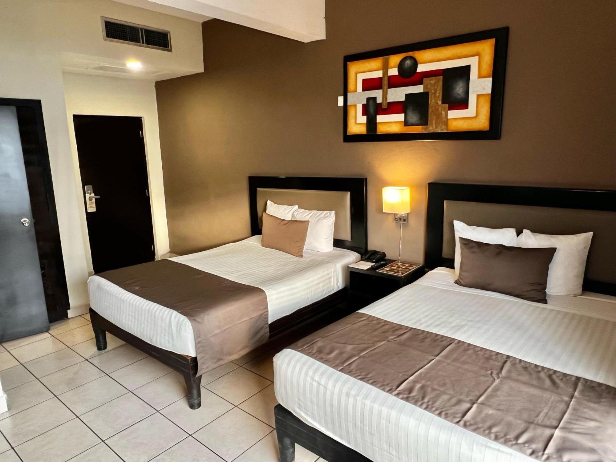 Hotel La Siesta Malecon Mazatlán Cameră foto